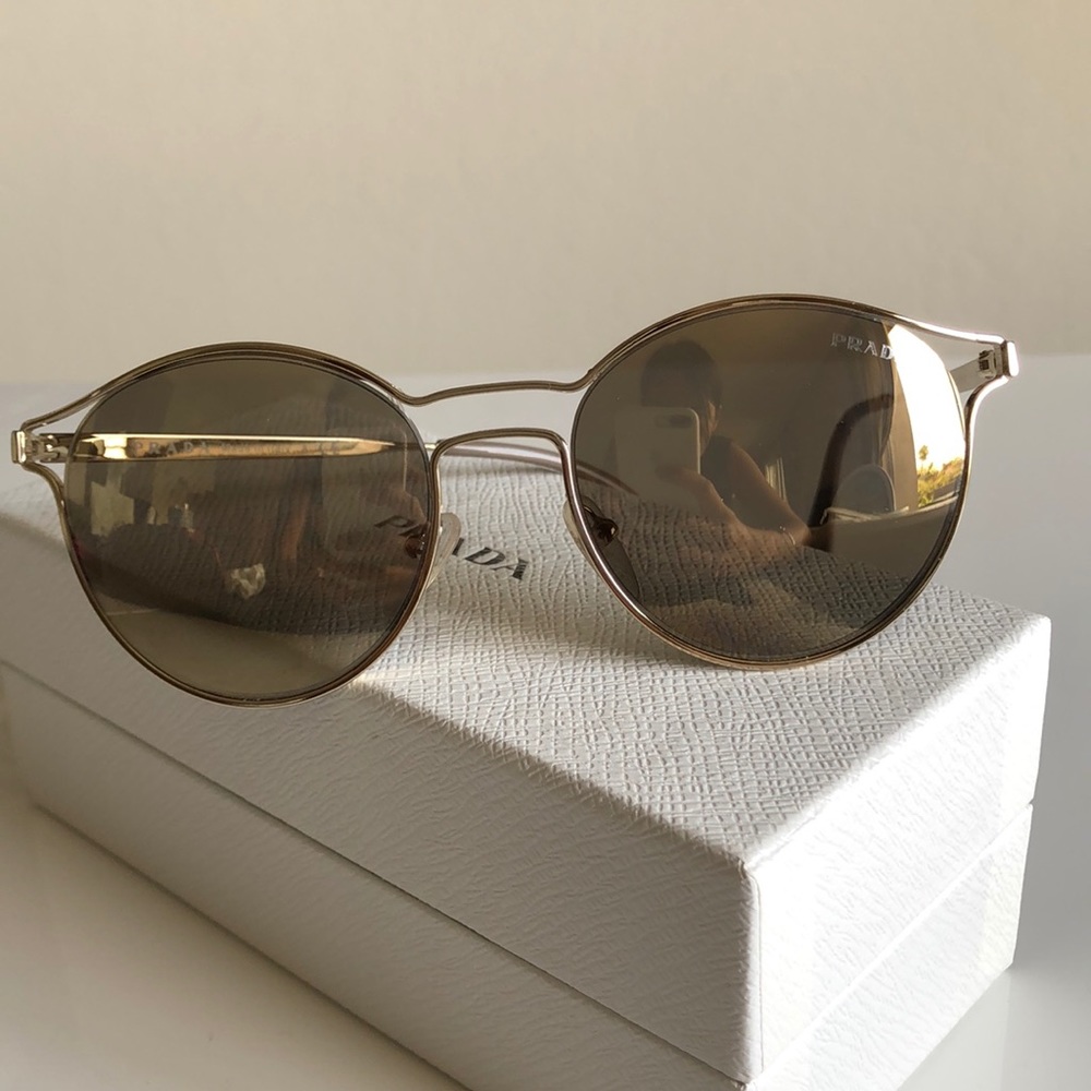 Used like new! Prada SPR 62S